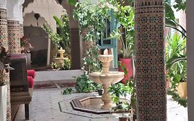 Riad Mille Et Une Nuits